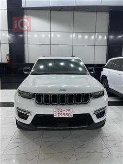 جیپ گراند شیرۆکی